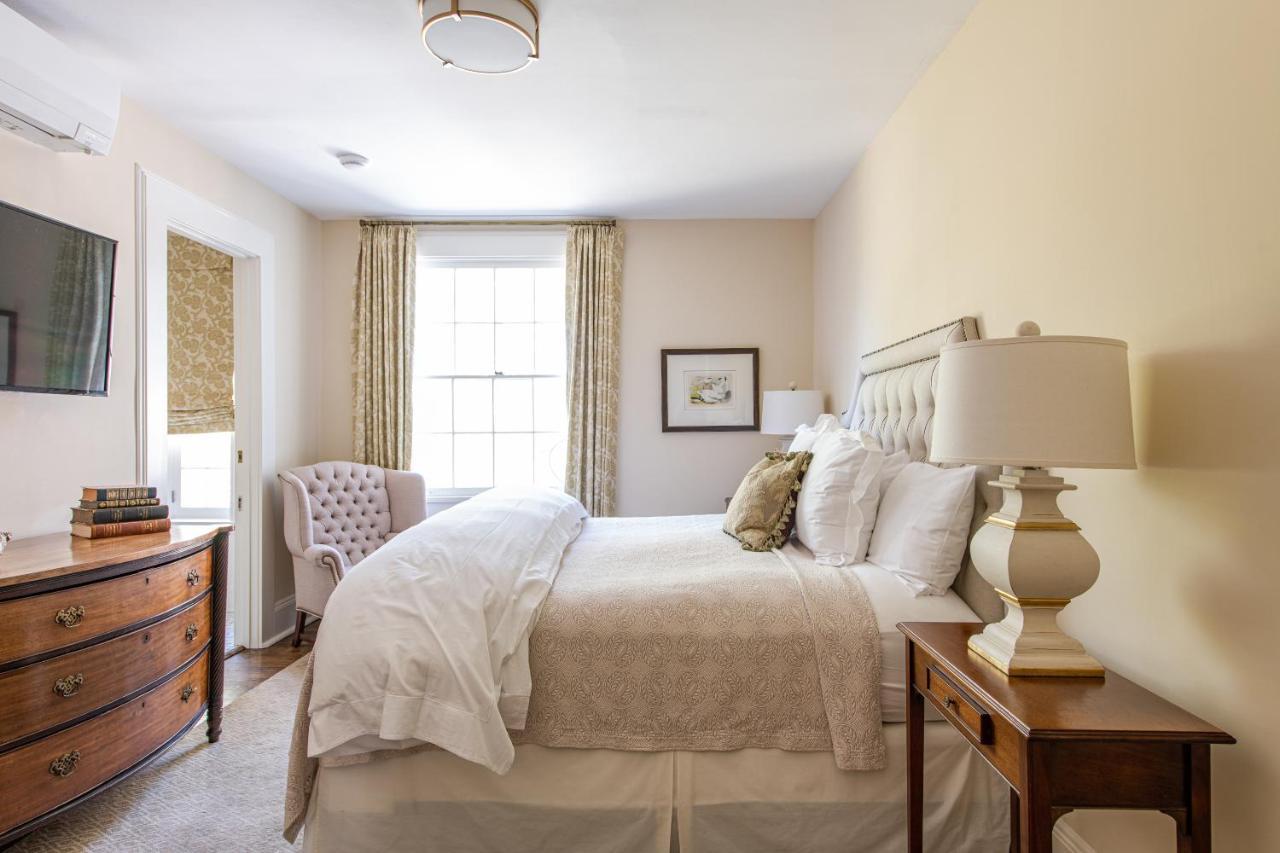The Greystone Inn Lake Toxaway Room photo